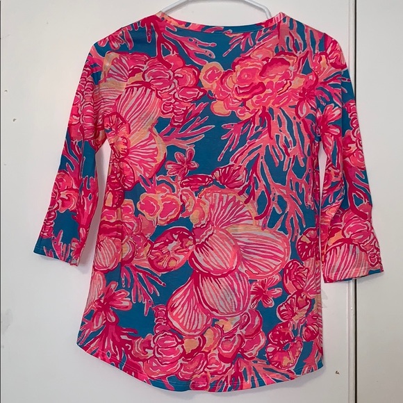 Girl's Lilly Pulitzer Top - Picture 2 of 3